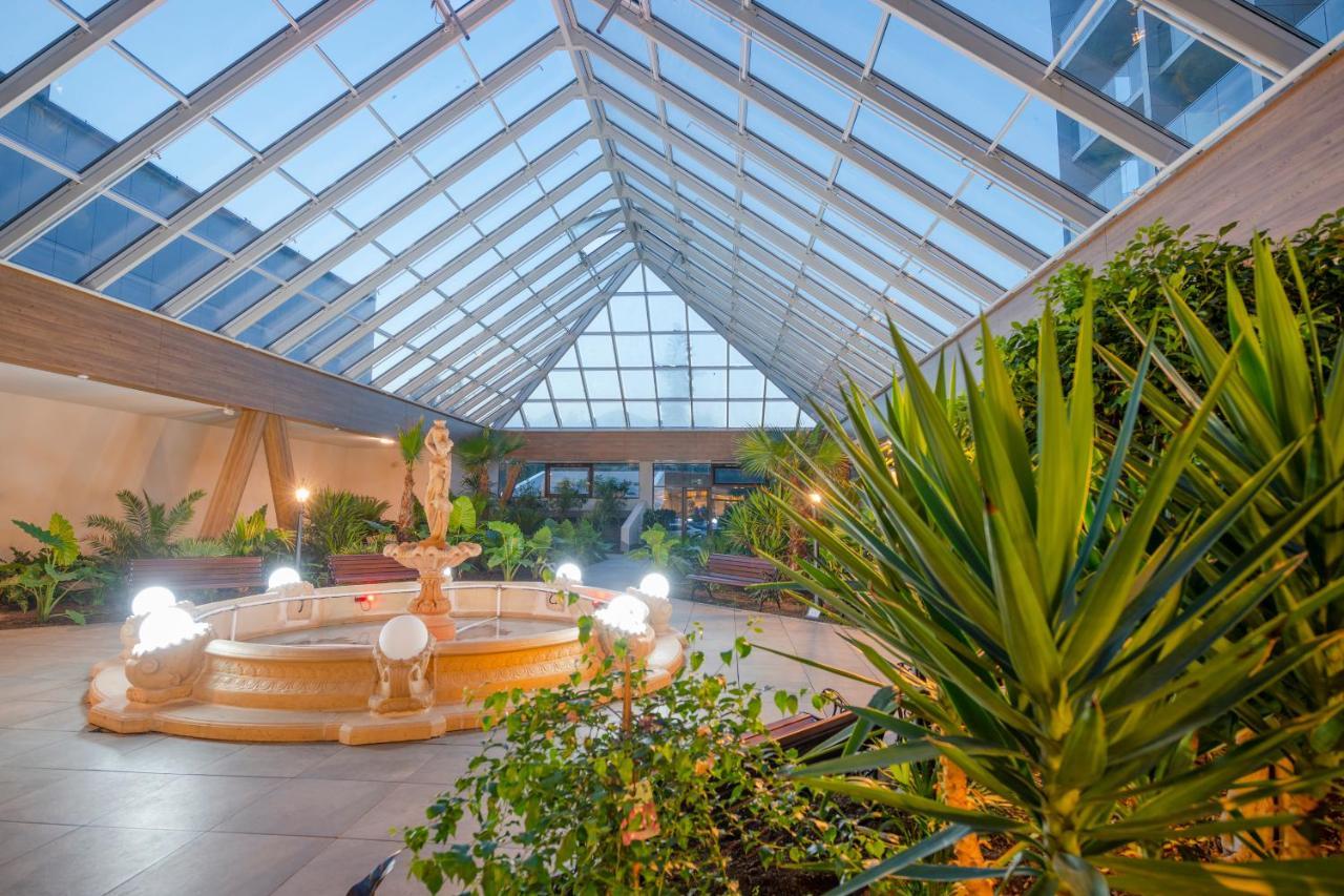 Olymp IV Hotel Kołobrzeg Kültér fotó